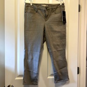 BNWT Athleta Sculptek skinny crop jeans